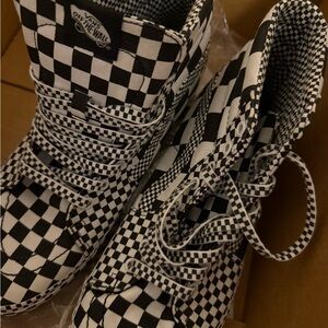 Vans men high top 11